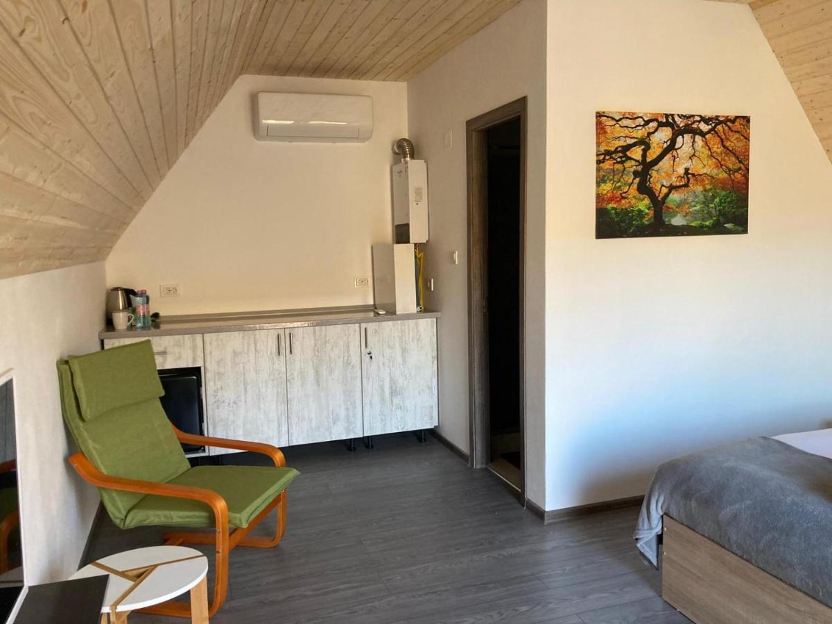 Cabanele Lu' Dinu Curtea de Argeş Exteriör bild