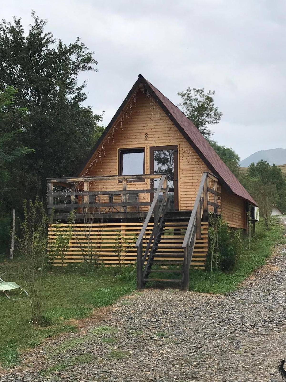 Cabanele Lu' Dinu Curtea de Argeş Exteriör bild